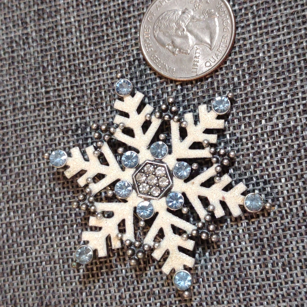 Snowflake Brooch